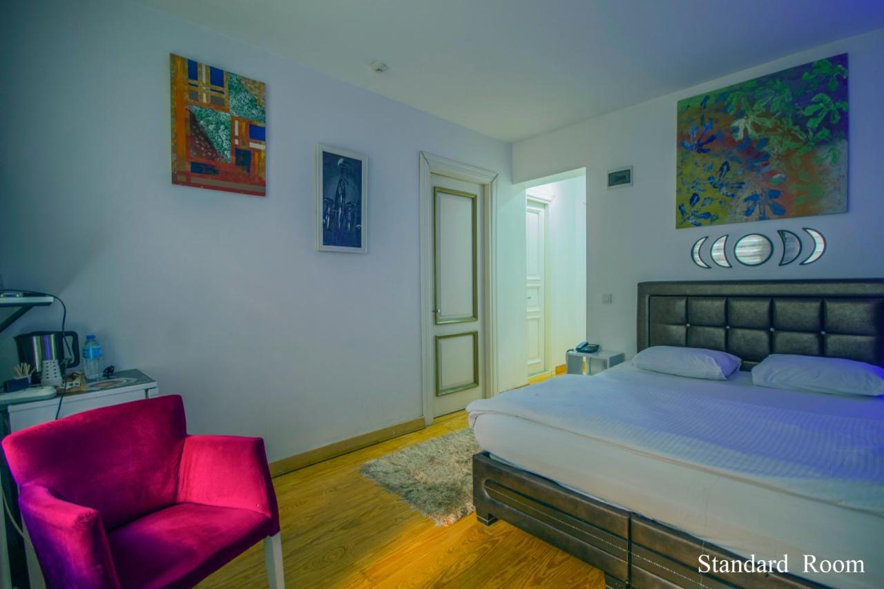 Puhu Otel อิสตันบูล ภายนอก รูปภาพ